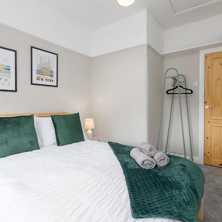 Charles Alexander Short Stay - Ansdell House Blackpool Esterno foto