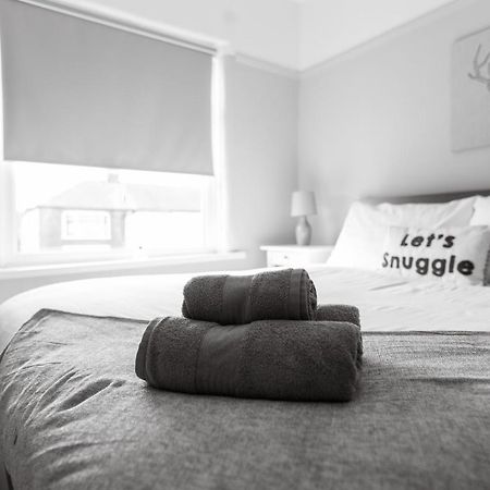 Charles Alexander Short Stay - Ansdell House Blackpool Esterno foto