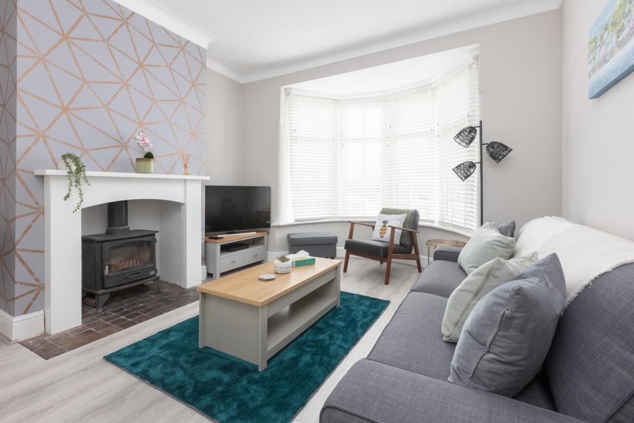 Charles Alexander Short Stay - Ansdell House Blackpool Esterno foto